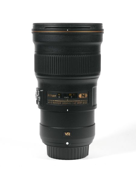 Hovedbilde Nikon AF-S Nikkor 300mm F4E PF ED VR Brukt