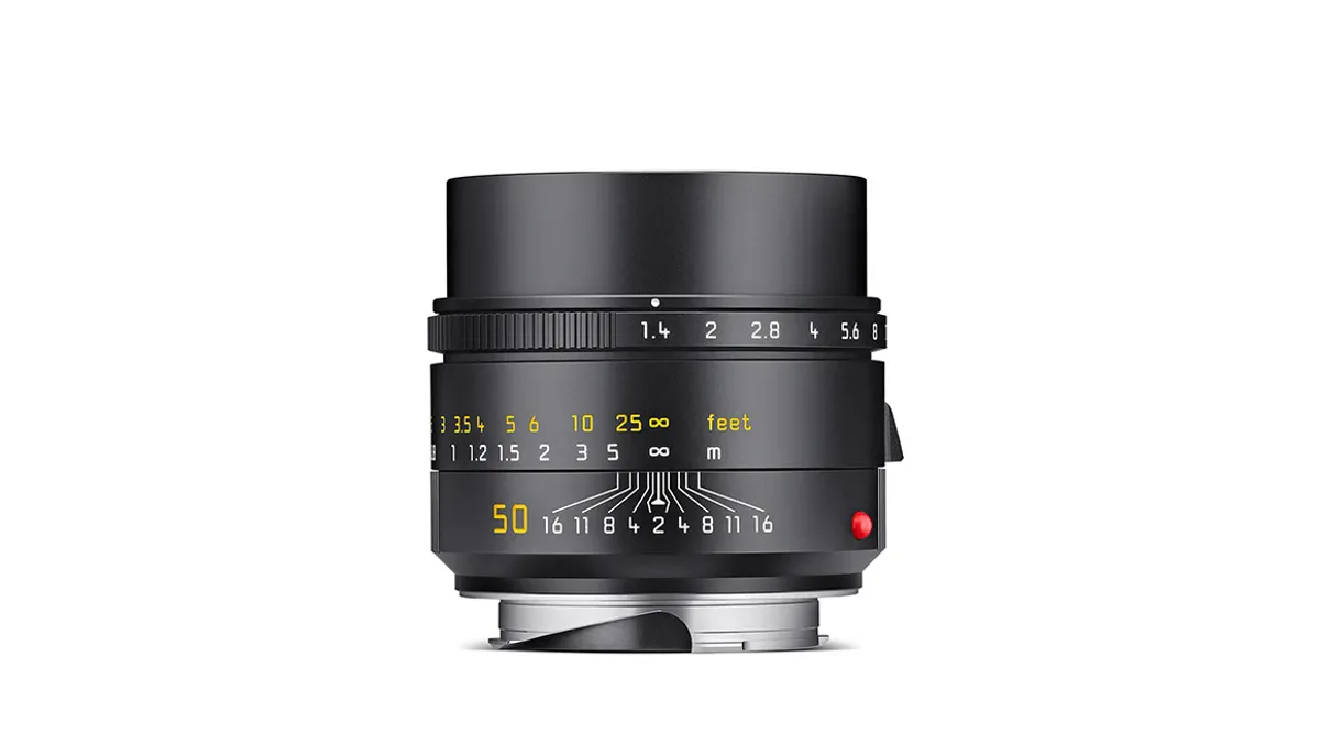Leica Summilux-M 50mm f/1.4 ASPH., black anodized finish