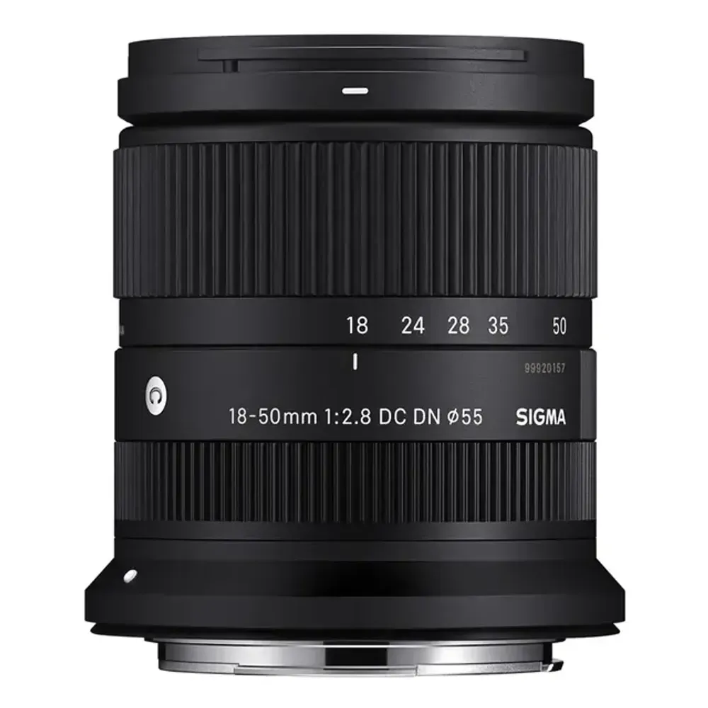 SIGMA 18-50 1:2.8 DC DN RF Canon Brukt