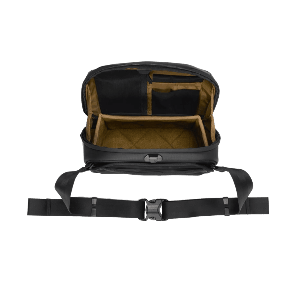 Gomatic  Peter McKinnon Camera Sling 5L